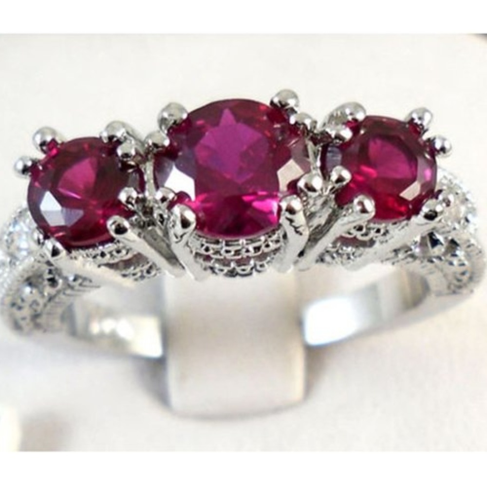 925 Sterling Silver Red Ruby 3 Stone CZ‎ Ring New